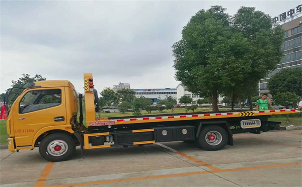铁岭定远24小时拖车救援电话号码，定远道路救援公司怎么收费的
